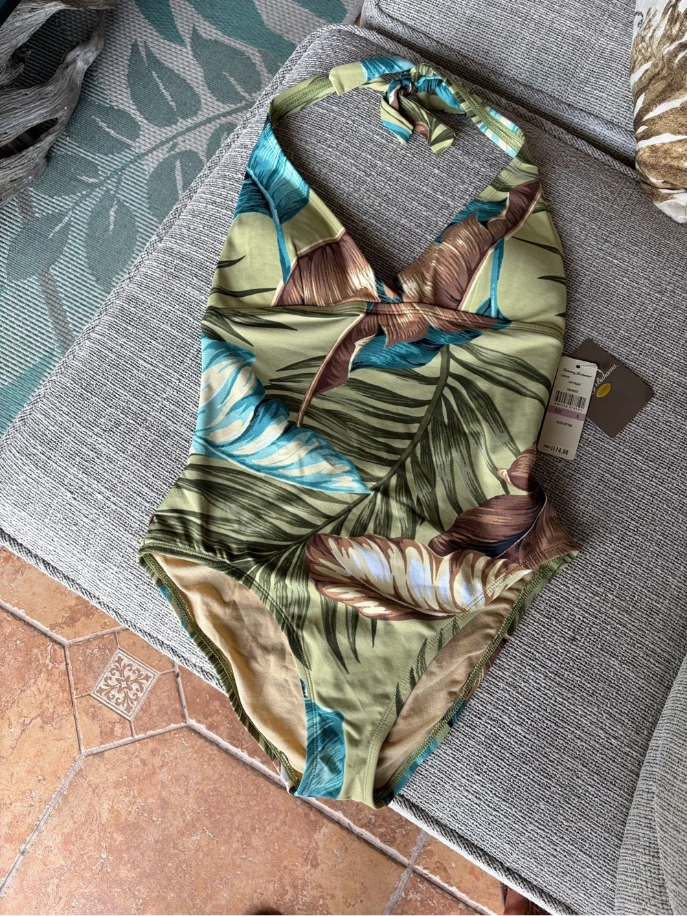 Tommy Bahama One-Piece Swimsuit Women’sw Size 6 - Picture 1 of 4